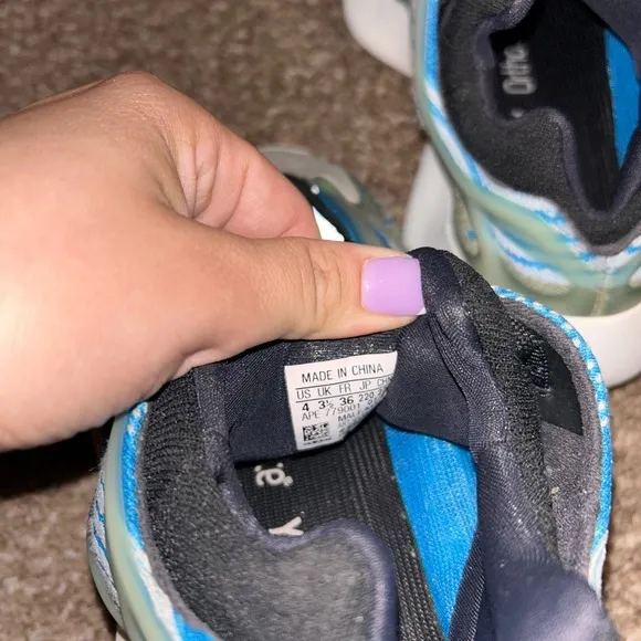 Yeezy 700 V3 Kids