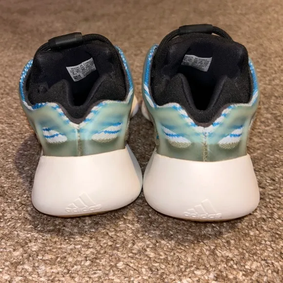 Yeezy 700 V3 Kids