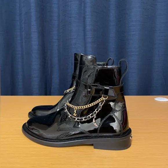 Zadig &amp; Voltaire Laureen Patent Leather Chain Boots