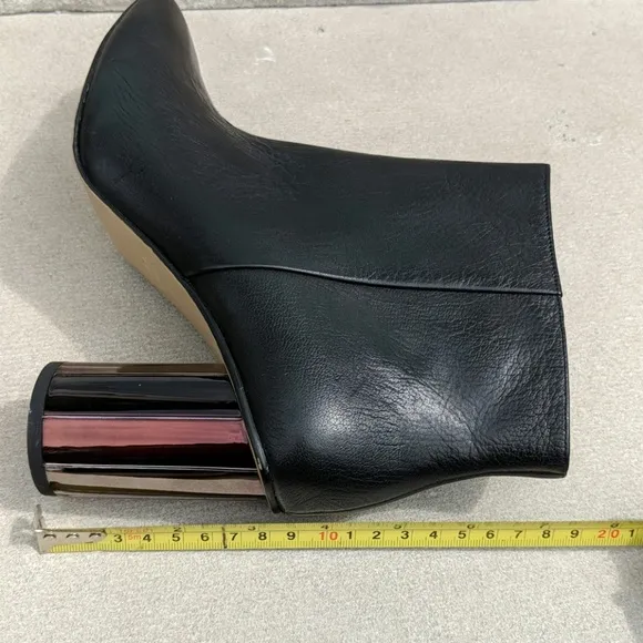 Zara black leather ankle boots round heel unique 8