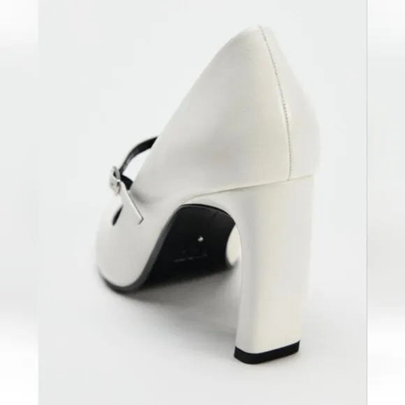 ZARA CURVED HEEL PUMP
