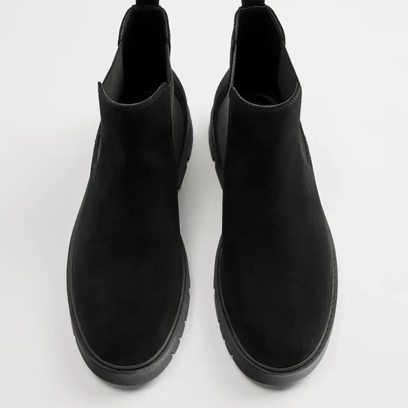 ZARA SPLIT LEATHER ANKLE BOOTS SIZE 7