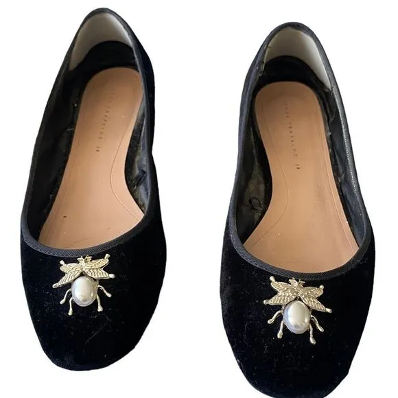 Zara Velvet Trafaluc Beetle/Bee Embellished  shoes limited edition SZ 38